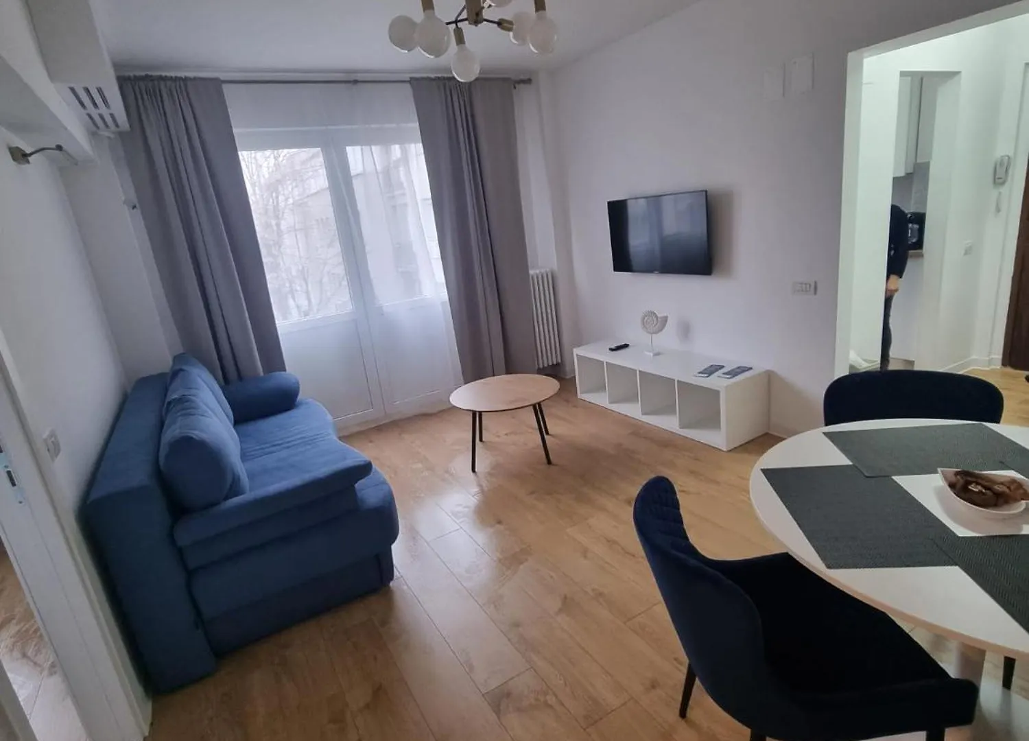 Luxury Downtown Calea Victoriei Apartment Bucharest